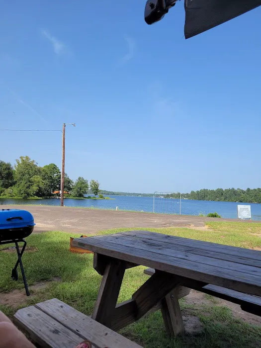 Lake Hawkins RV Park Picture 8
