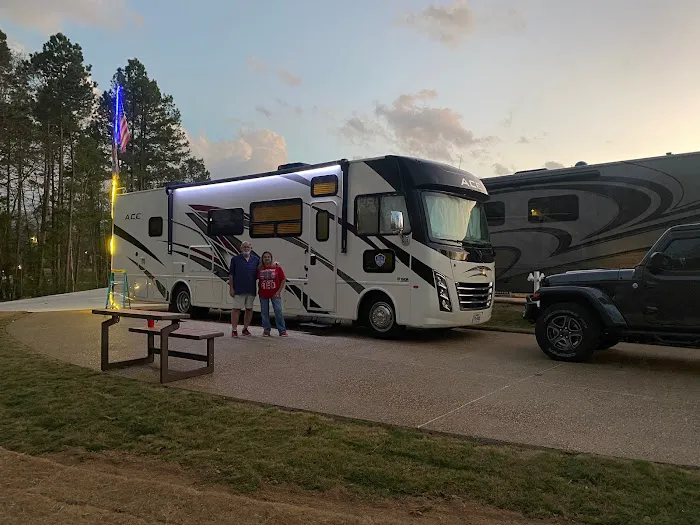 Avinger Station RV Park Picture 6