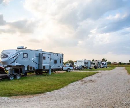 Queen & Duke RV Resort