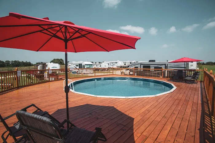 Queen & Duke RV Resort Picture 5