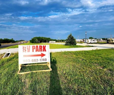 Maverick's RV Park & Storage