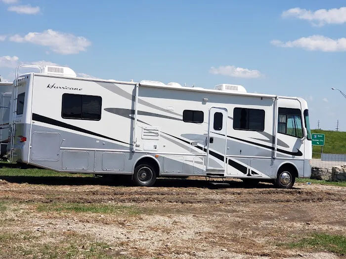 Wild Horse RV Park Picture 4