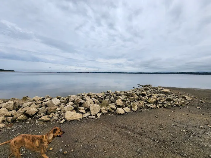 Wallashuck Campground Lake Red Rock Picture 4