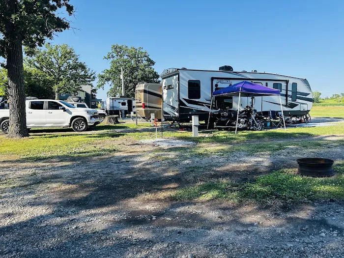 Wild Oak Campground Picture 3
