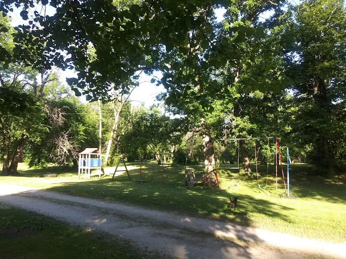 Wild Oak Campground Picture 8