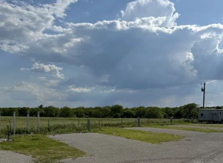 Indian Trails RV Park - Marietta OK