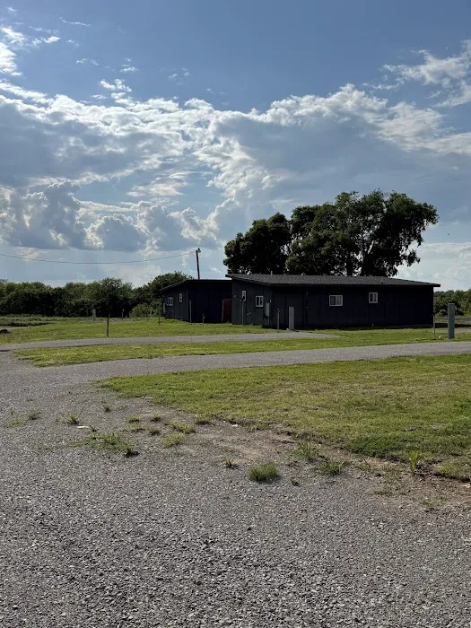 Indian Trails RV Park - Marietta OK Picture 4