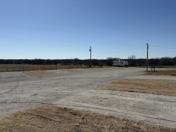 Indian Trails RV Park - Marietta OK Picture 9