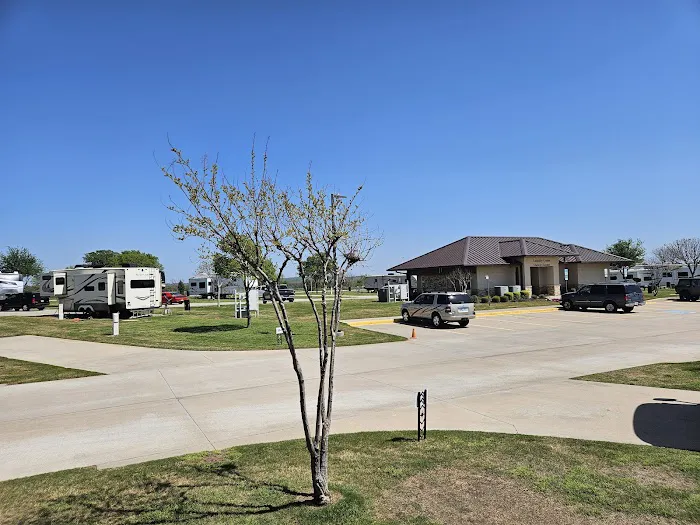 Fun Town RV Park at WinStar Picture 4