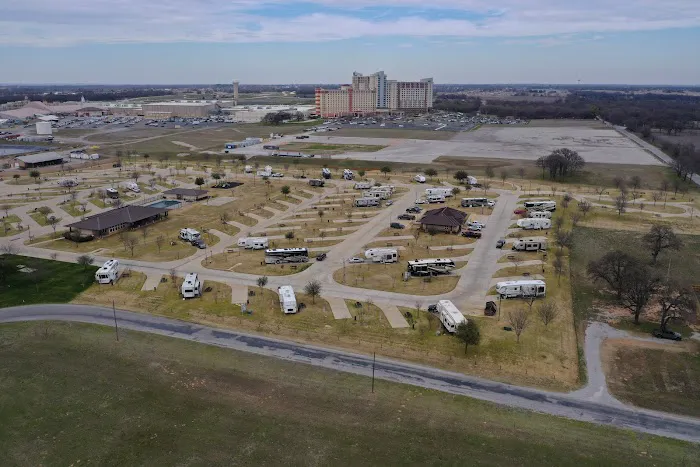 Fun Town RV Park at WinStar Picture 7