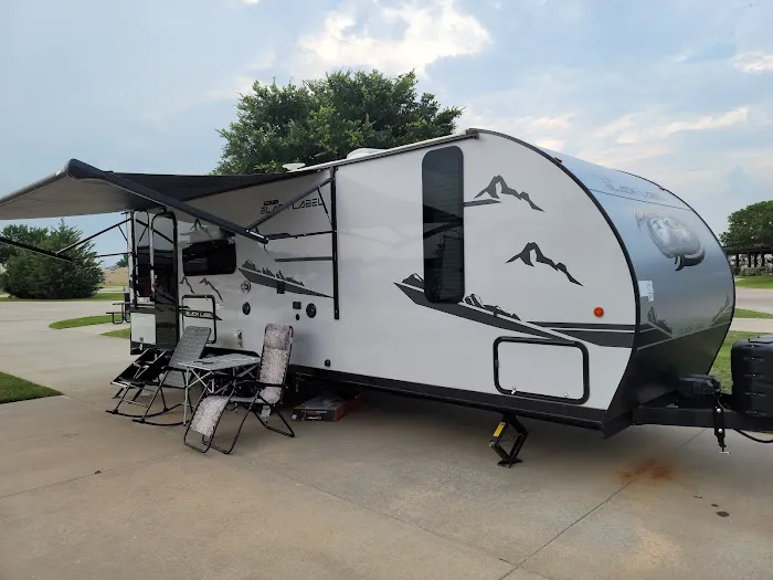 Fun Town RV Park at WinStar Picture 9