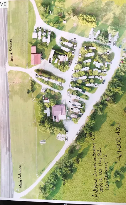 Adkins Sunshine Farm RV Park Picture 5