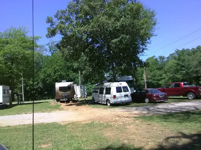 Little Quiet RV Park Picture 2