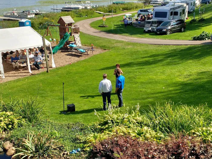R & R Bar & Campground Picture 9
