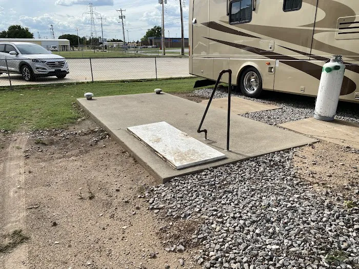Council Road RV Park Picture 10
