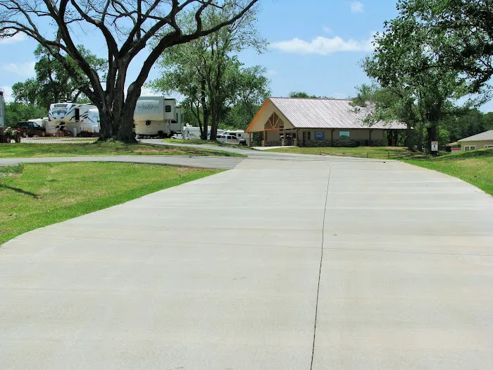 Sunset Ridge RV Park Picture 7