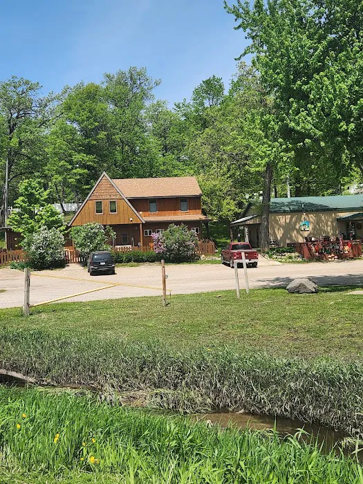 River View Campground Picture 1