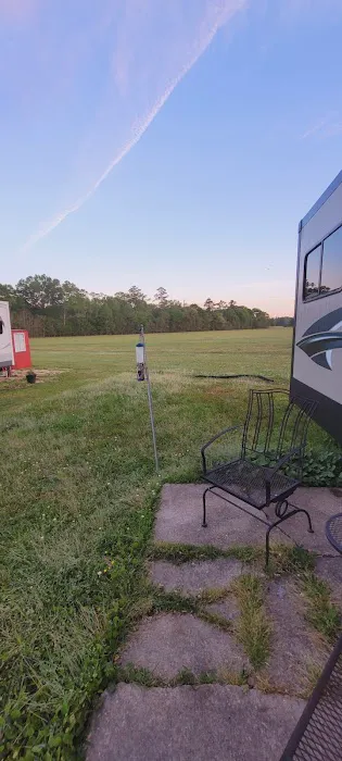 Country Breeze Mobile Home Park Picture 4