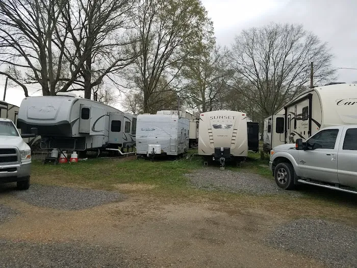 Feliciana Oaks RV Park Picture 9