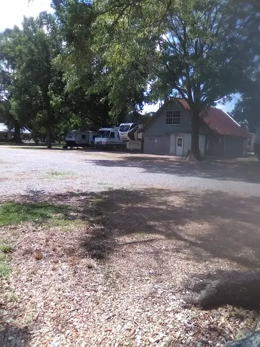 Feliciana Oaks RV Park Picture 10