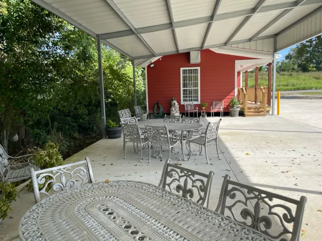 Levee View RV Park Picture 3
