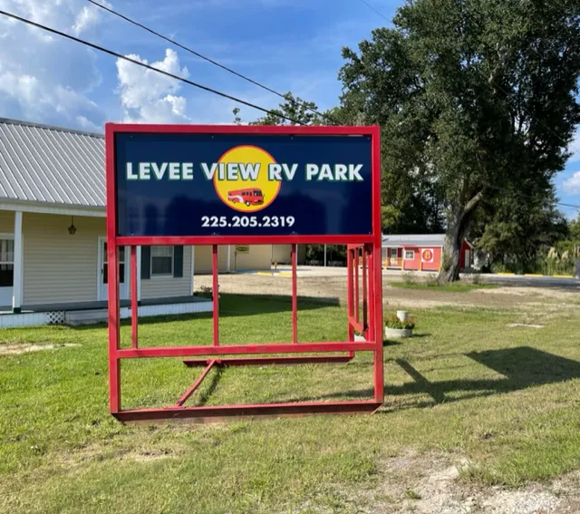 Levee View RV Park Picture 5