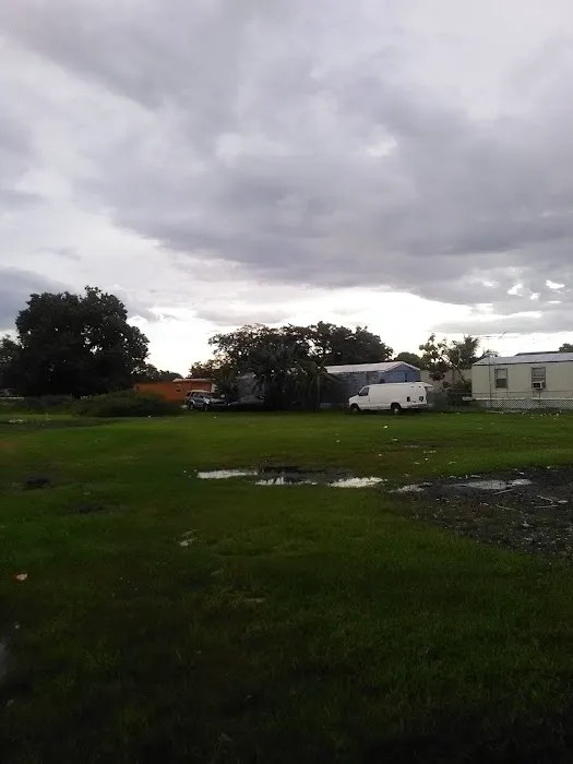 Mid-City Trailer Park Picture 1