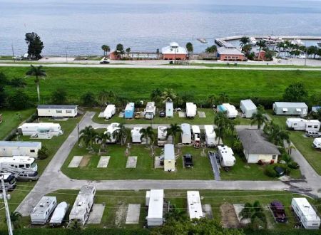 Pahokee Beach RV Resort