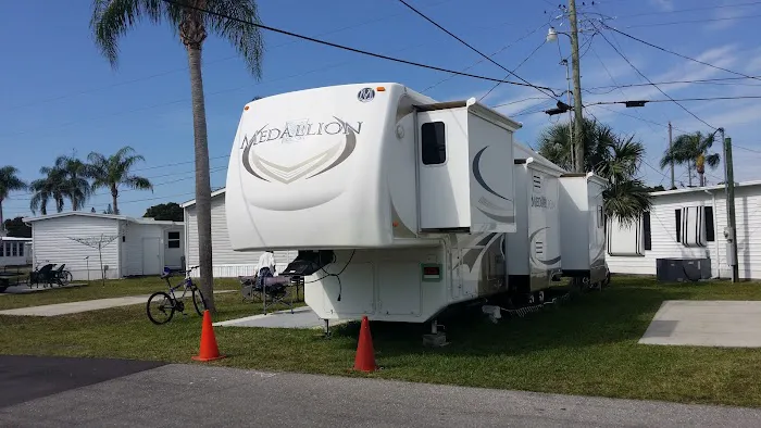 Sun-N-Fun Mobile Home Village & RV Park Picture 10