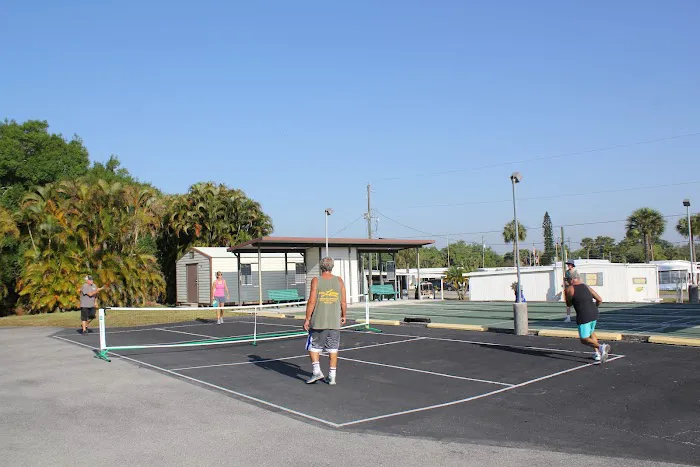Sun-N-Fun Mobile Home Village & RV Park Picture 8
