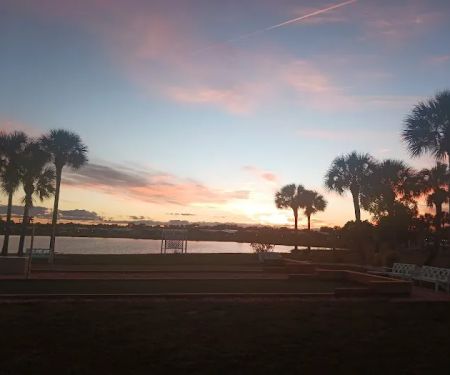 Crystal Lakes Manufactured Homes Community