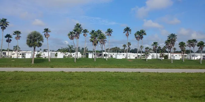 Live Oak RV Resort & Golf Course Picture 7