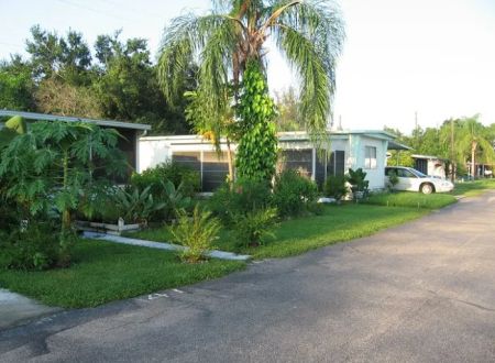 Lazy J Mobile Home & RV Park