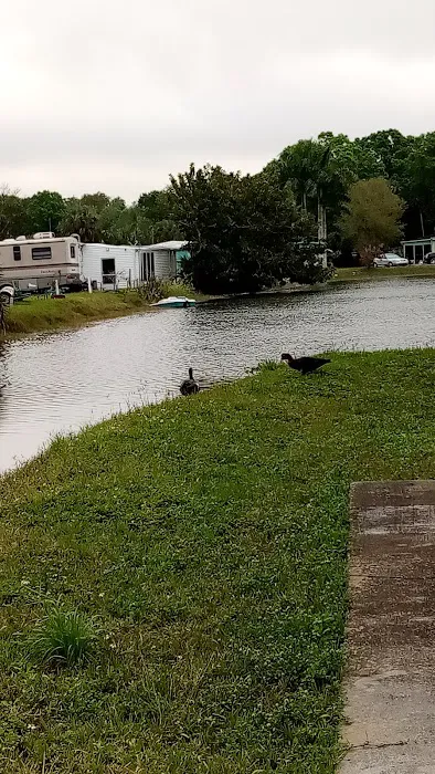 Lazy J Mobile Home & RV Park Picture 6
