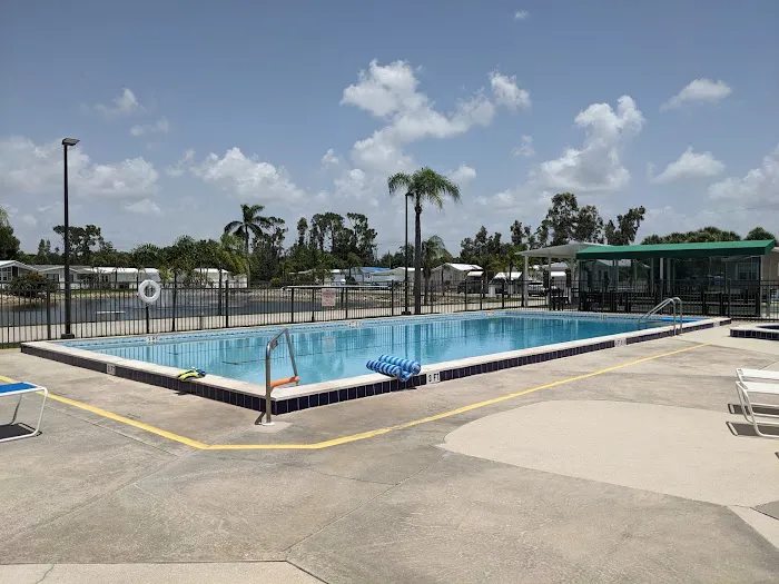 Cypress Bend RV Resort Picture 4