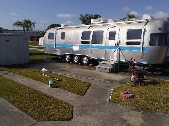 LYH Airstream Picture 8