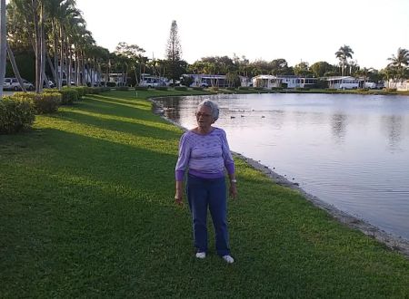 Lago Palma, Home