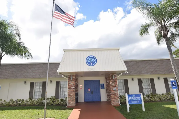 Colonial Estates Manufactured Home Community Picture 3