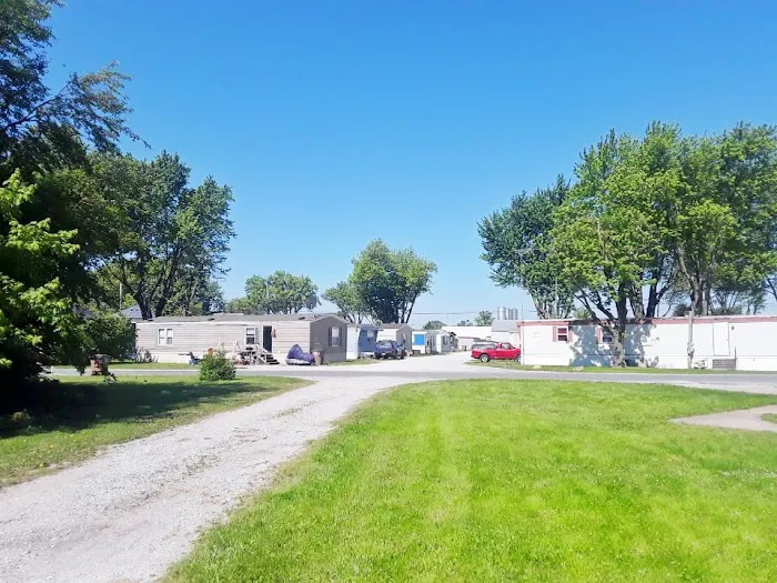 Sumner Pointe Mobile Home Park Picture 3