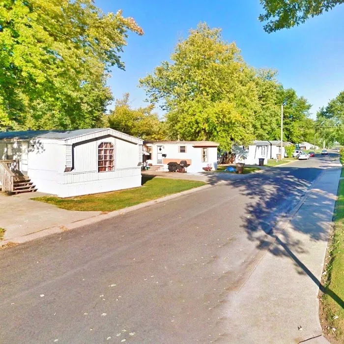 Sumner Pointe Mobile Home Park Picture 2