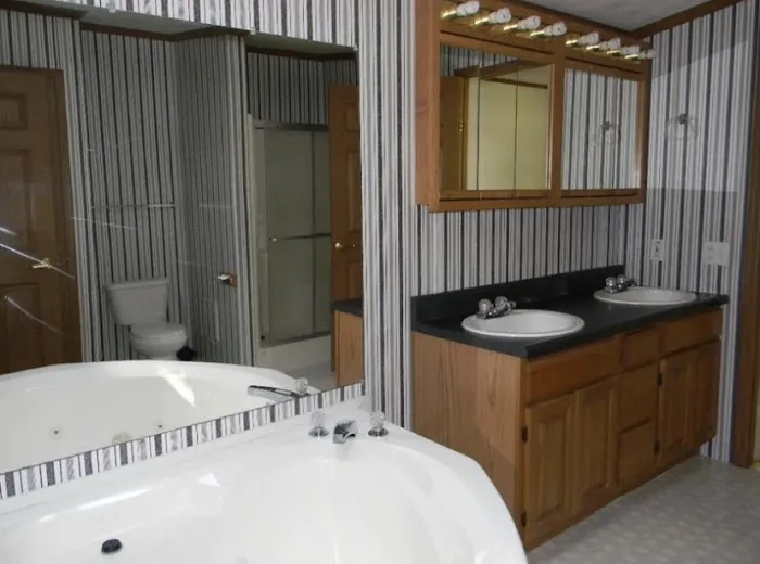 Blue Blaze Estates Picture 5