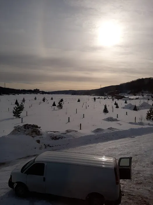 Keweenaw Waters Resort RV Park & Campground Picture 5