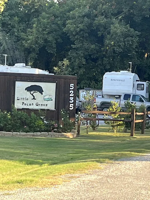 Little Pecan Grove RV Park Picture 1