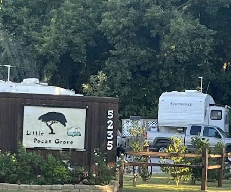 Little Pecan Grove RV Park