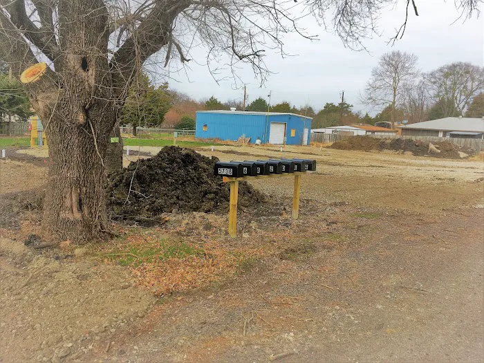 Lakeside Landing RV Park Picture 7