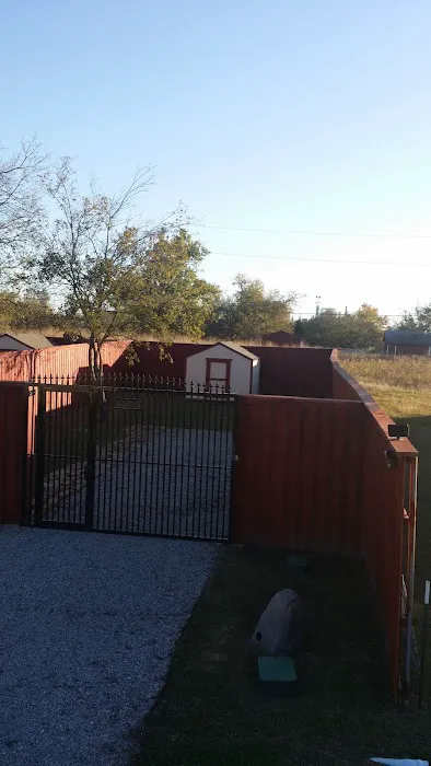 Pebble Beach RV Park Picture 3