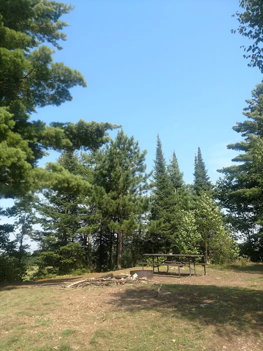 Island Lake Campsite Picture 8