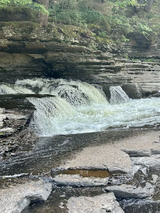 Porcupine Mountains Presque Isle-Rustic Picture 4