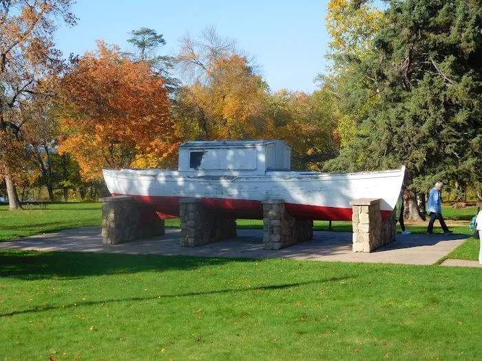 Black River Harbor Campground Picture 4