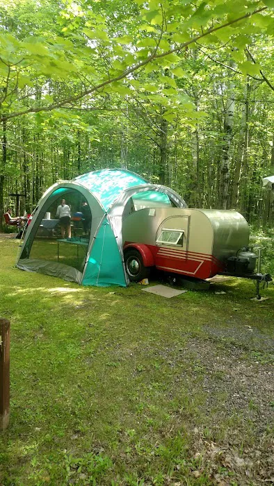 Black River Harbor Campground Picture 7